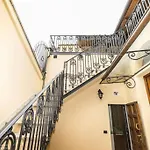 Roomy Apartment By Villa Il Mosaico